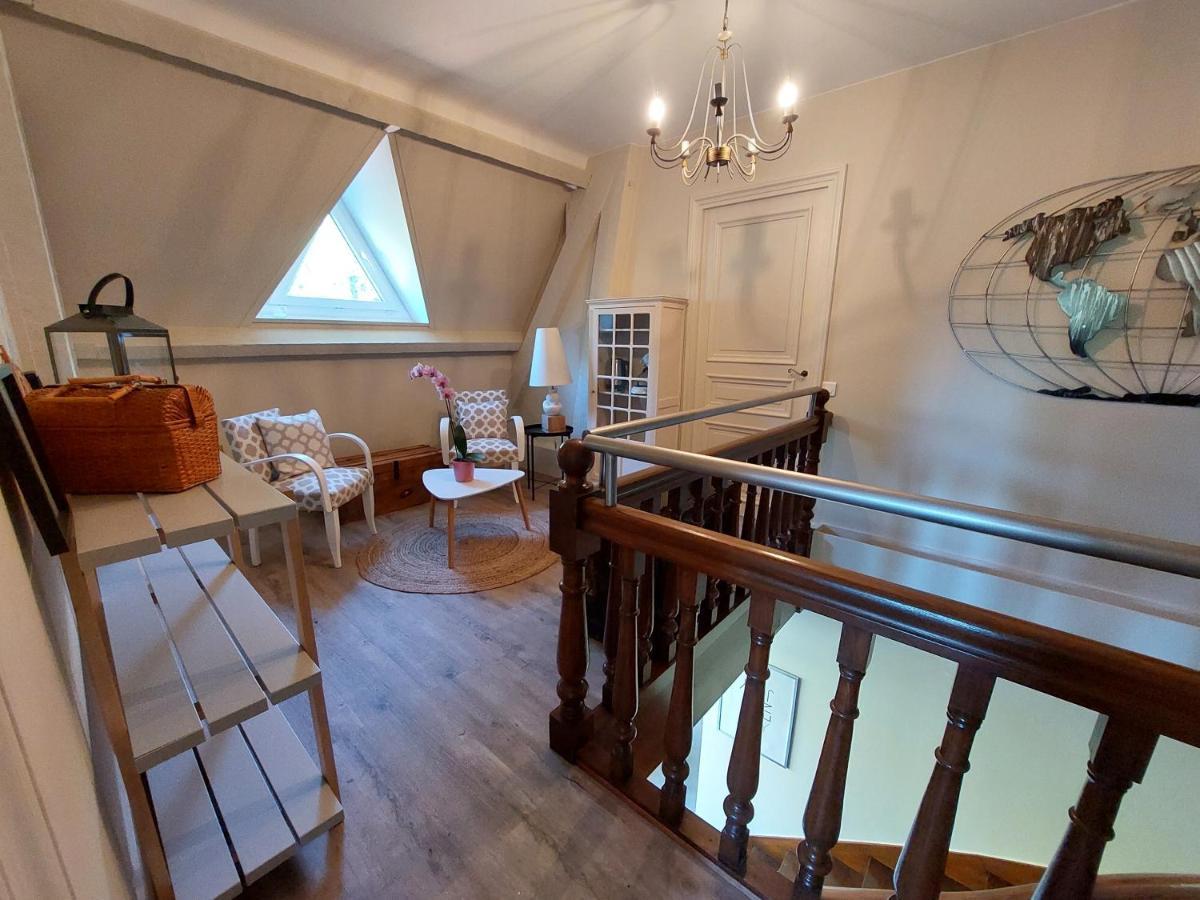 Chambres D'Hotes Le Relais Globe Trotteur Montaigu  Exterior photo