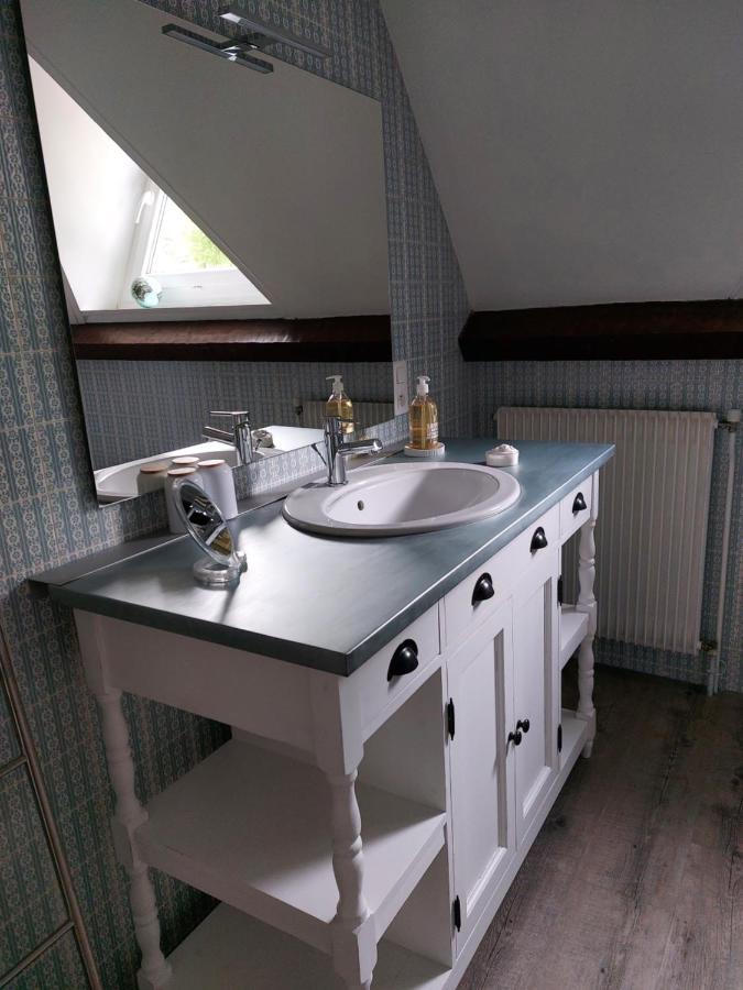 Chambres D'Hotes Le Relais Globe Trotteur Montaigu  Exterior photo